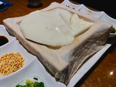 一块豆腐-95号酱骨·一块豆腐(展春园西路店)