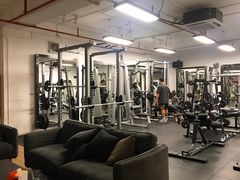 器械区-YCHL Studios健身工作室(市二宫店)