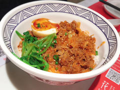 泡菜牛肉丼-花漫里日式餐厅(城东中骏店)