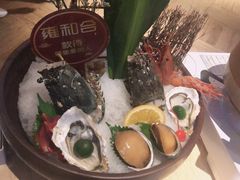 -雍和会海鲜姿造自助(湖东路店)