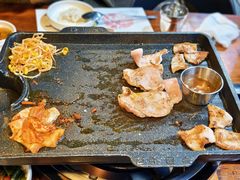 -Dombe豚(黑猪肉街店)