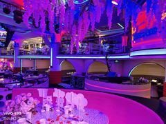 -巴特餐饮6加1音乐餐吧·新疆菜