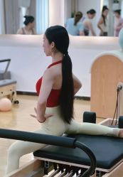 -OM瑜伽教练培训学院