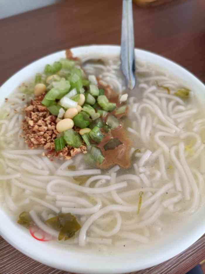 吴弟粉浆面条(锦艺城店)-"你好粉浆面条烙馍卷菜很好五块钱一个的.