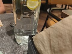 -渔语鱼新川菜Bistro(万象天地店)