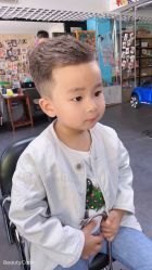 -萌宝专业儿童美发