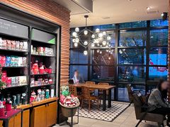 -星巴克(上海虹桥新天地二店)