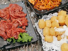 -啊美丽炭火烤肉(滑翔一店)