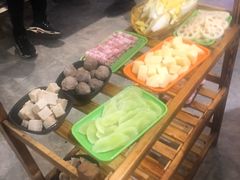 自助取餐区-地锅公社·现炒地锅鸡·地锅鱼·夜宵(罗锦路店)