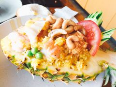 菠萝海鲜炒饭-mango tree芒果树泰国餐厅(青岛万象城店)