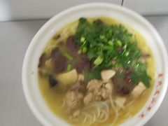 -文山荷鲜居(翠湖店)