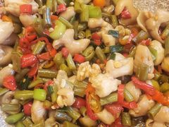 -陈厨老味·老派郴州菜(宜章店)