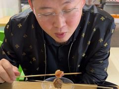 -蚝哥花姐湛江烤生蚝(美丽湾市场店)