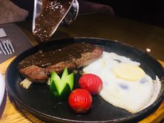 -戈尔登酒店·满堂彩咖啡厅