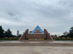 -上海市龙华烈士陵园