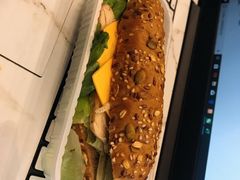 -瑞幸咖啡(杭州绿地中央店)