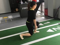 -Freedom Fitness私教健身俱乐部(徐虹北路店)