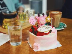 -半勺舒舒生日蛋糕店