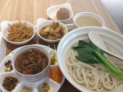 -剔八谷山西面馆(南内环店)