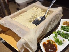 -东口码头·烧鸽子·鱼头泡饼·地方菜(金鹰悦城店)