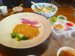 -李犟大爆鳝面·手工蟹黄包(湖滨西湖店)