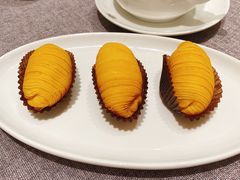 银萝千层酥-香港百合居(LCM置汇旭辉广场店)