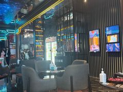 -屋有岛沉浸游戏旗舰店(中山公园店)