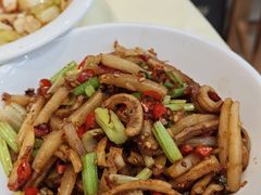 酸萝卜牛肚丝-笨罗卜浏阳菜馆(龙华鹏润达店)