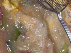 -洱火云南酸菜牛肉火锅(石景山当代商城店)
