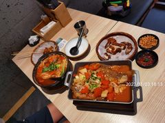 -俏凤凰(美林M·LIVE天地东座店)