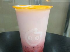 莓莓酸奶-CoCo都可(国芳百货店)