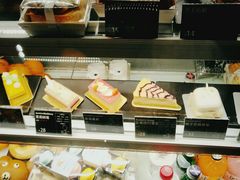 甜品柜-BLAQ咖啡(骏豪店)