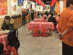 -荆九爷爆炒桥头三嫩(云南北路店)