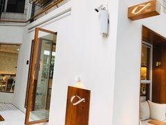 -Line 咖啡(石厦花园店)