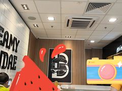 -麦当劳(华融店)