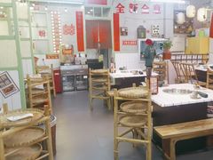 -巴卤社老火锅(财富店)