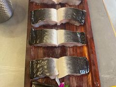 -围炉肉舍•炭烤活鳗•丹东海鲜烤肉(步行街店)