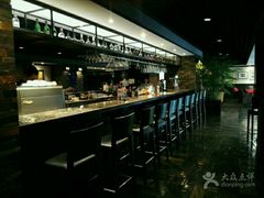 -上海锦江汤臣洲际大酒店柒酒廊