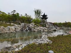 -上海滴水湖皇冠假日酒店