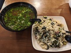 香菇咸肉菜饭-舒蔡记生煎菜饭(云南中路店)