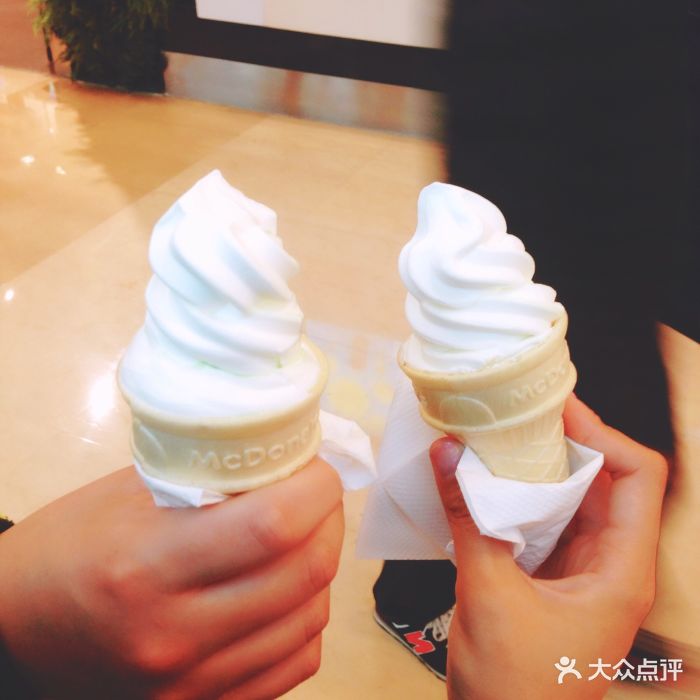 麦当劳(鳌峰店)原味甜筒冰淇淋图片 - 第1张