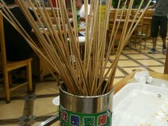 -袁记串串香(泉水轻轨站店)