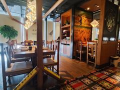 -云海肴·汽锅鸡·云南菜(天山百盛优客店)