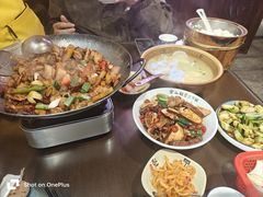 -富正毅三下锅·湘西韵味(天门山索道店)