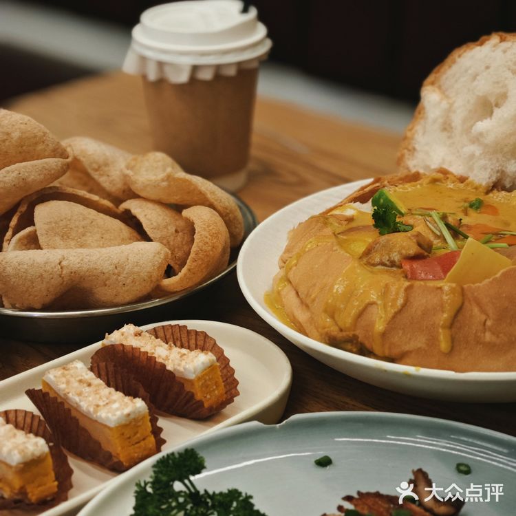 揭秘！这家超多人排队吃的泰国菜，到底好不好吃