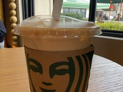 -星巴克(迪士尼小镇店)