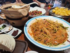 -那家老院子东北菜·饺子·小鸡炖蘑菇(艳华街店)