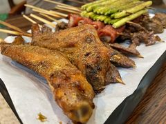 烤鸡中翅-老式乌米冰(阜阳园店)