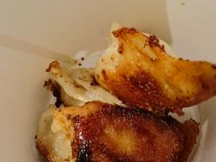 -黄阿姨锅贴大王(万航渡路店)