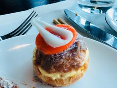 香草泡芙-澳门旅游塔360°旋转餐厅(南湾湖广场店)